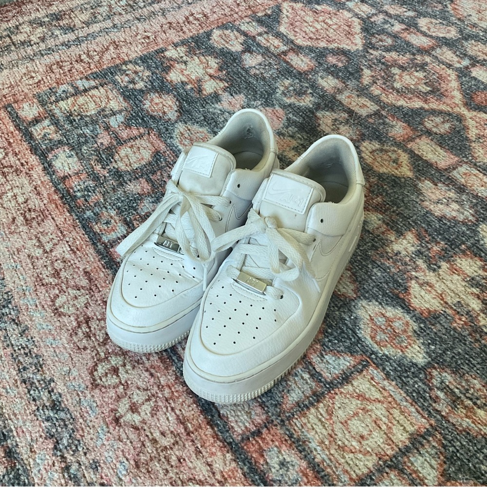Nike Air Force 1 Sage Low White